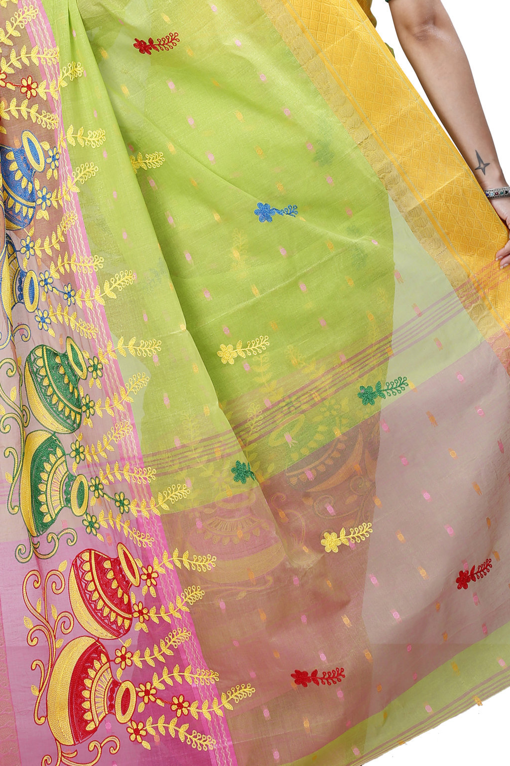 Light Green Pure Cotton Embi_Ganga_Buti Tant Embroidery (1002)